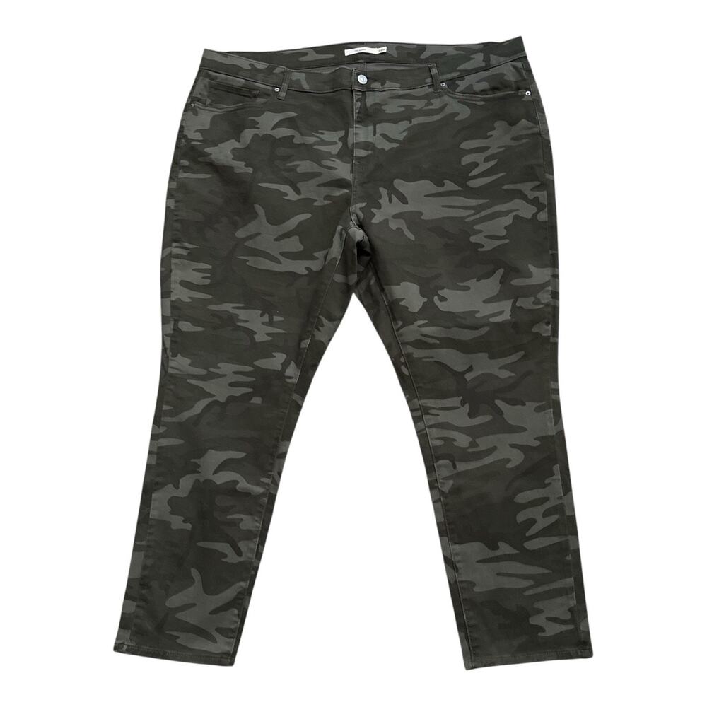 Levis 711 Skinny Camo Stretch Jeans Womens 24W Mid Rise Green Camouflage Pants